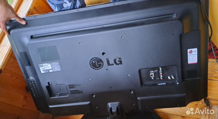 Телевизор LG 42 дюйма