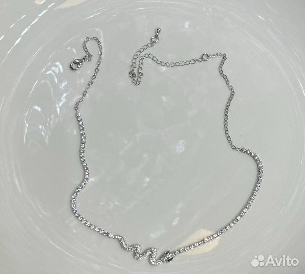 Бижутерия со змейками на новый год