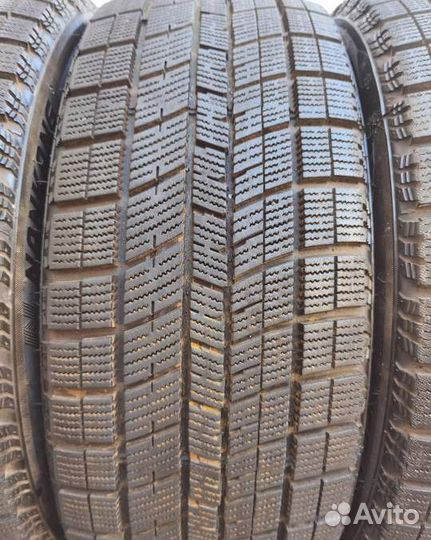 Nankang Ice Active AW-1 215/45 R17 97V