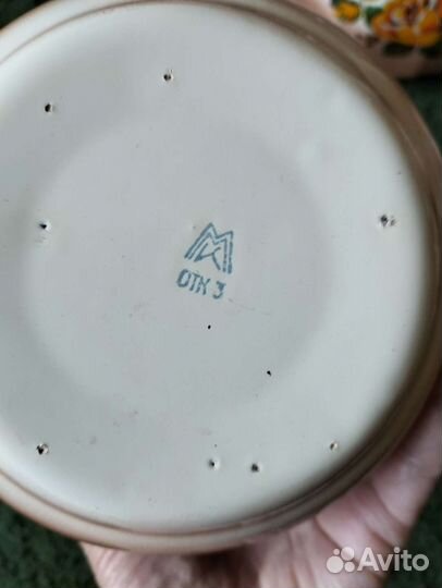 Набор эмалированной посуды советского периода