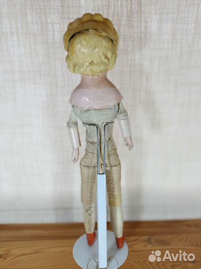 Антикварная восковая кукла