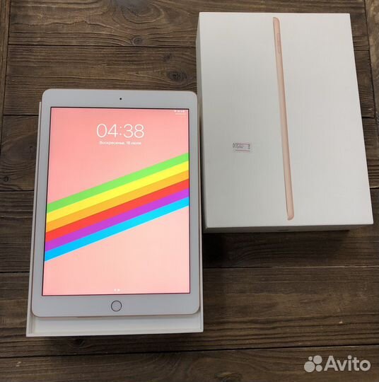 Б/У iPad 2018 6-Gen 9.7 32Gb Wifi Gold