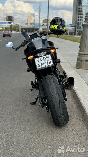 BMW F900R black edition