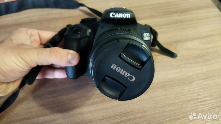 Зеркальная камера Canon EOS 1300D Kit 18-55mm DC