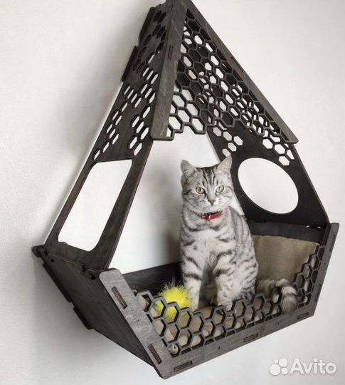 Лежанка домик для кошек