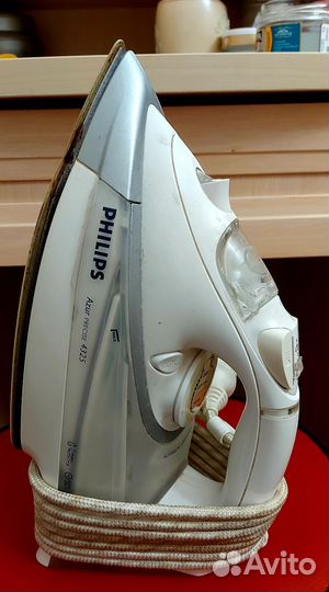Паровой утюг Philips
