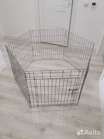 Комбинезоны, дождевик, вольер