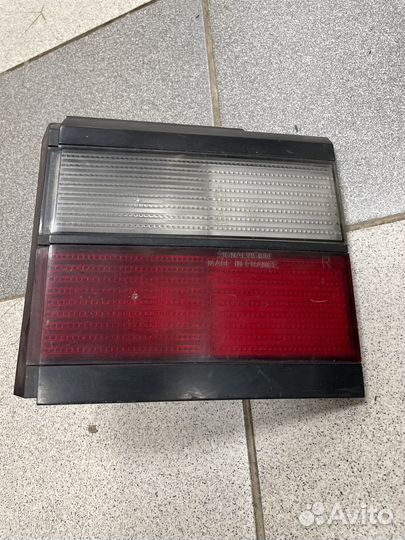 Фонарь правый внутренний Volkswagen Passat B3