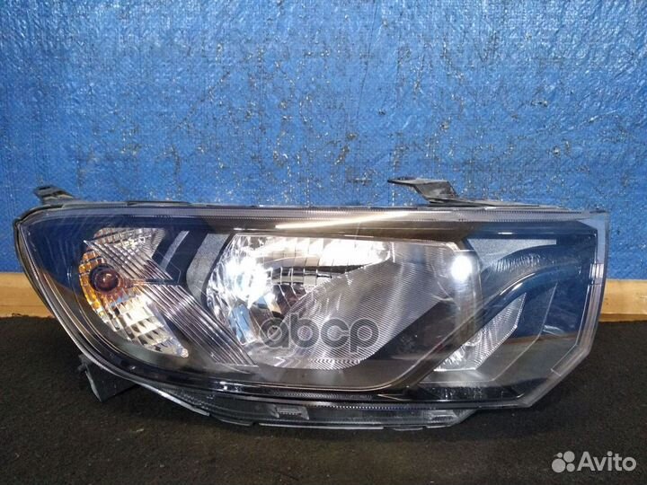 Блок-фара 2190 правая с 2017г 8450100856 LADA