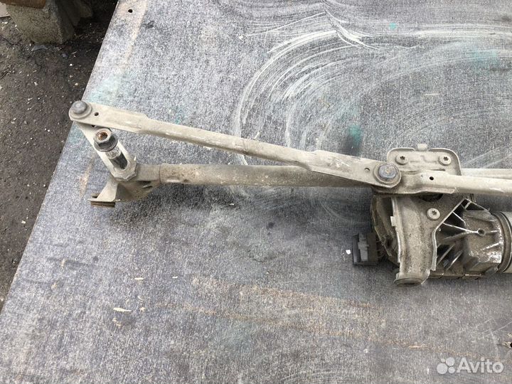 Трапеция стеклоочистителя Peugeot 308