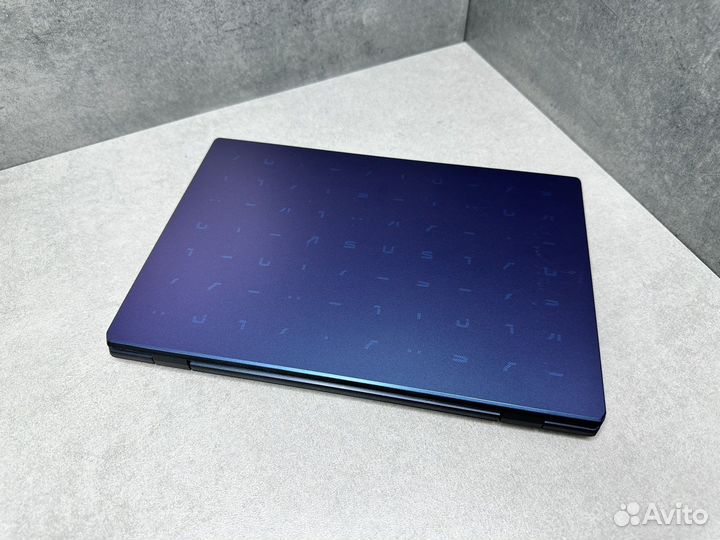 Asus E210MA 11.6 N4020/RAM 4GB/SSD