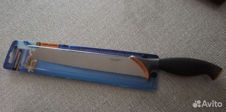 Кухонные ножи, ножи Fiskars, хлебный нож