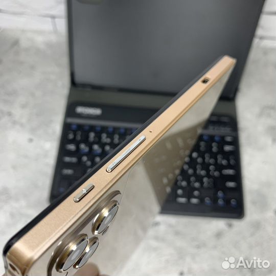 Планшет с клавиатурой 8/256гб