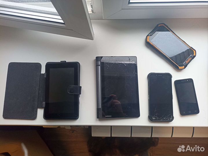 Телефоны и планшеты