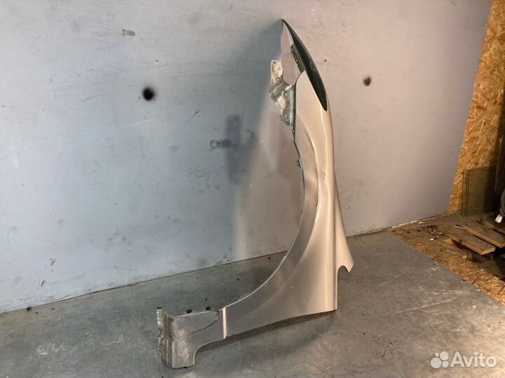 Крыло переднее левое Honda Civic 4D 2005-2011