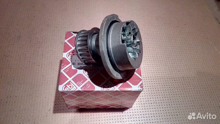 Помпа (водяной насос) на Опель Астра G, двигатель