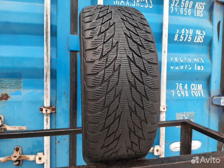 Nokian Tyres Hakkapeliitta R2 215/50 R17 92B