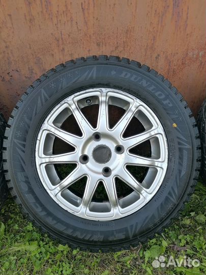 Dunlop SP Winter Ice 02 195/65 R15