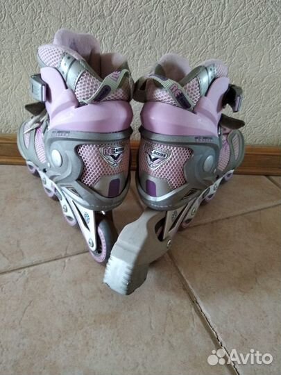 Роликовые коньки