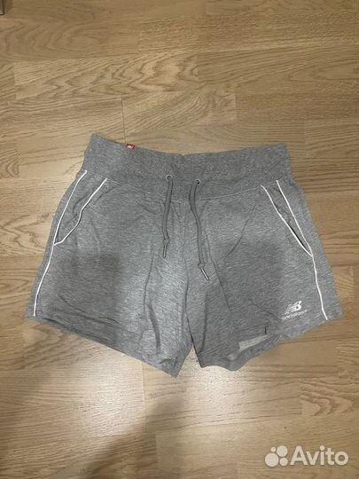 Шорты new balance женские