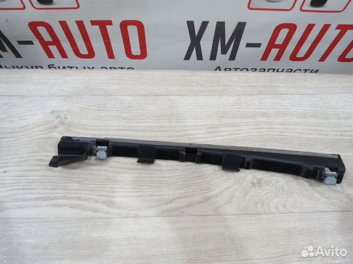 Кронштейн Audi A7