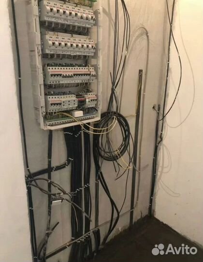 Услуги электрика Электрик Сантехник