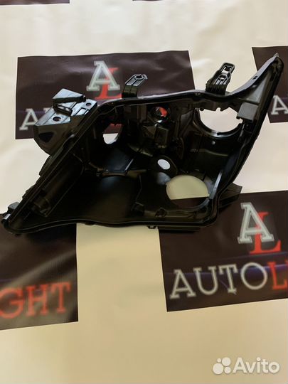 Корпус фары Lexus LX570 2012-2015 левый