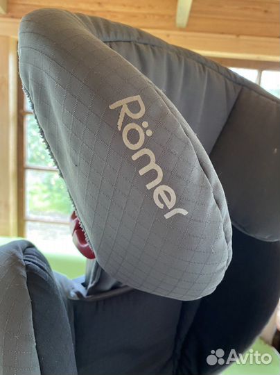 Автомобильное детское кресло Romer britax romer