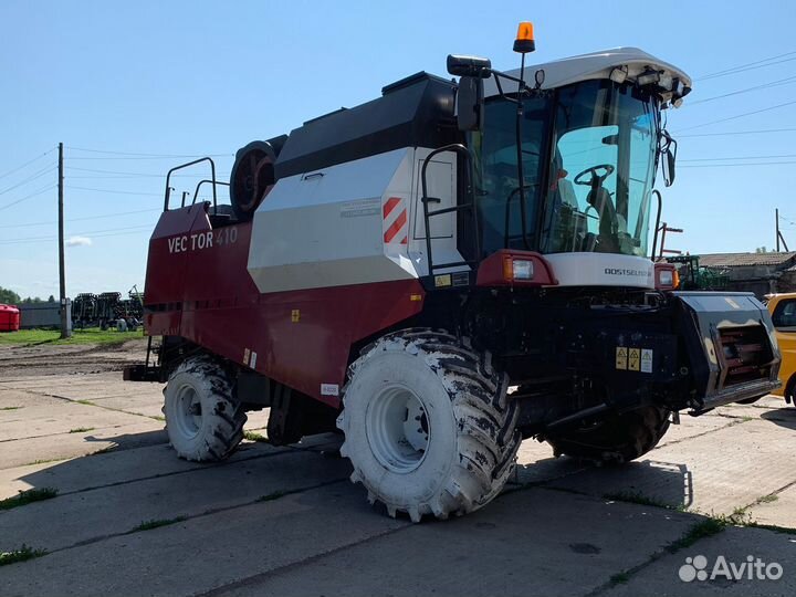 Комбайн Ростсельмаш Vector 410, 2016