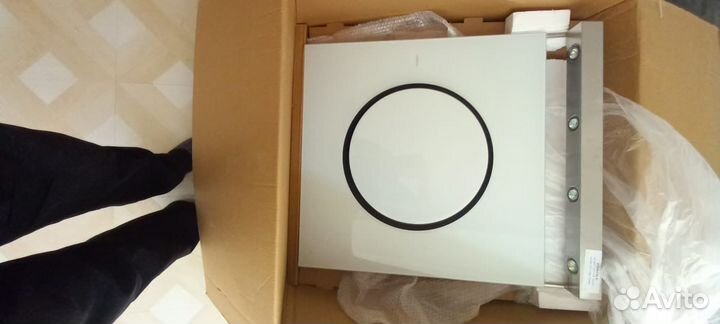 Вытяжка для кухни наклонная elica om wh/f/80