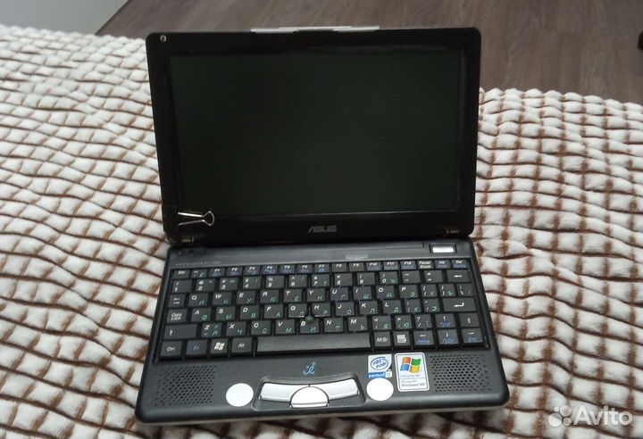 Нетбук asus s200