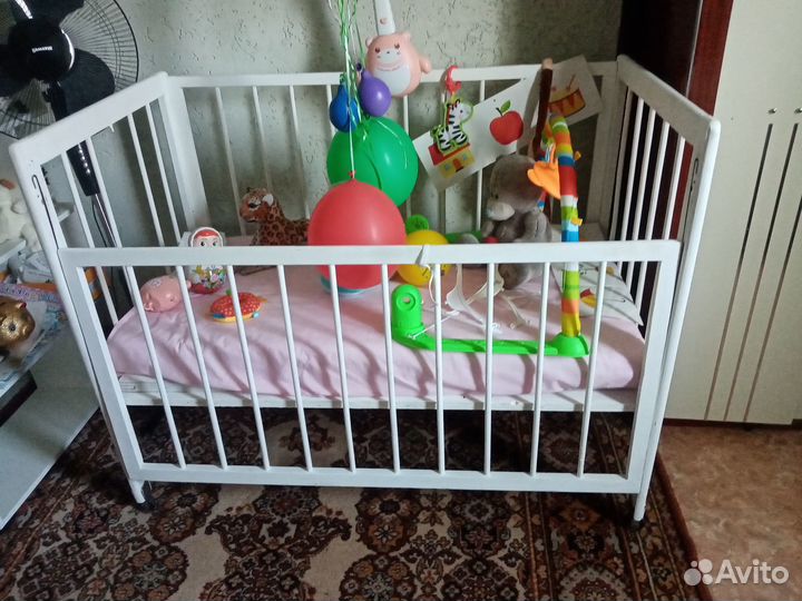 Детская кроватка