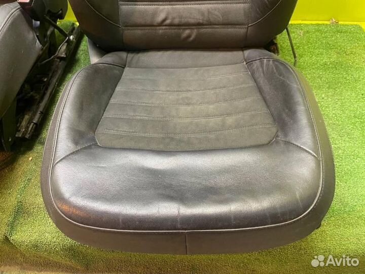 Сиденья комплект передняя Volkswagen Passat B7