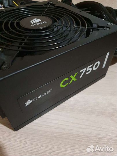Блок питания Corsair cx750