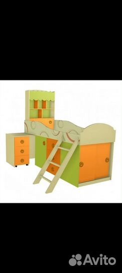 Детская кровать чердак со столом