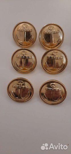 Пуговицы