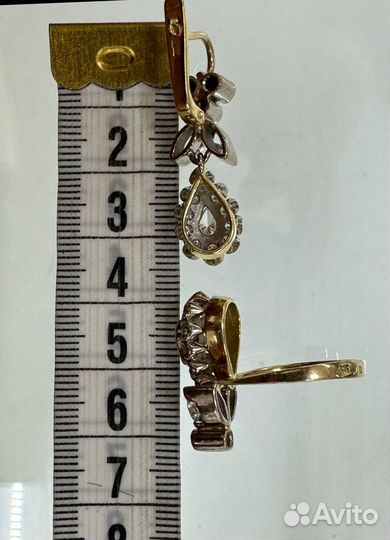 Золотой комплект 750 пробы