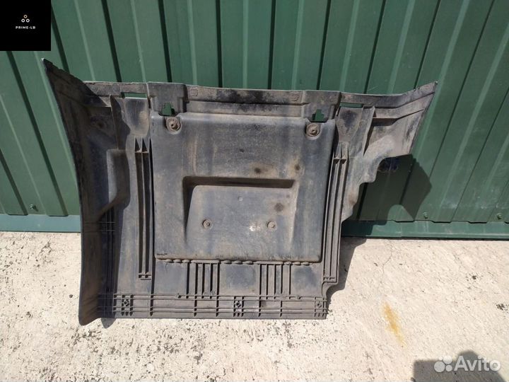 Подкрылок оси перед. лев. Renault T-Series 2014