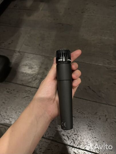 Динамический микрофон Shure SM57