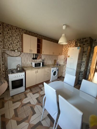 2-к. квартира, 58 м², 4/4 эт.