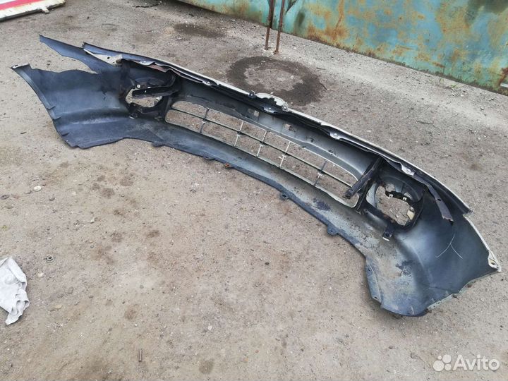 Бампер передний Митсубиси Галант 7