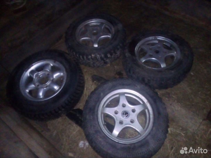 Грязевые колеса на ниву