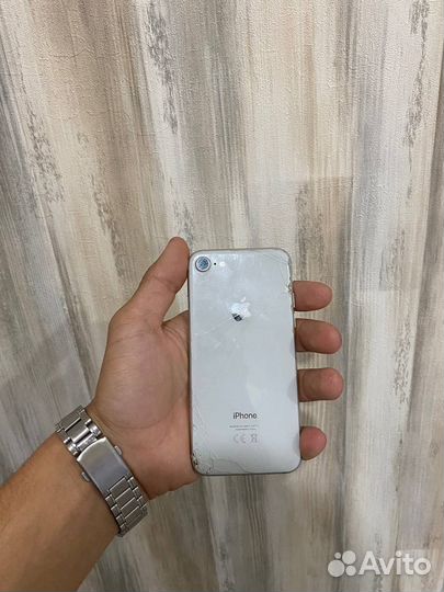 iPhone 8, 64 ГБ