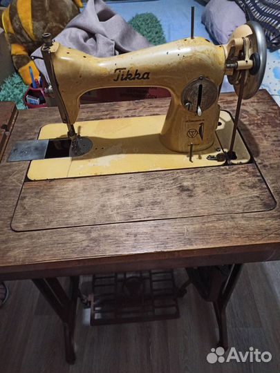 Финская швейная машина Tikka