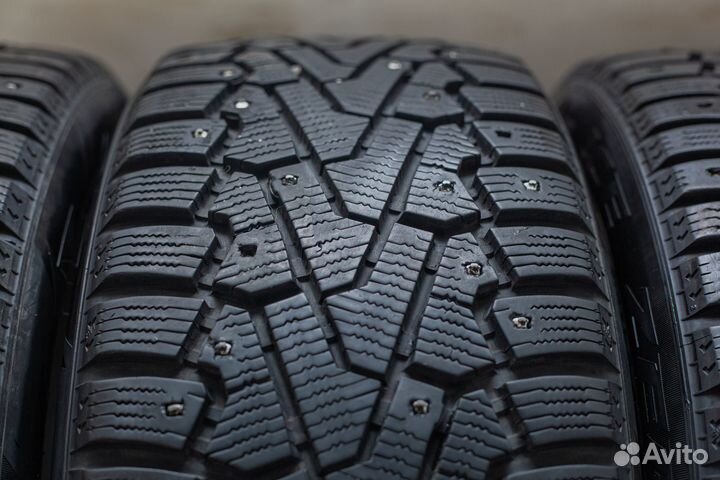Pirelli Ice Zero 225/50 R17 98T