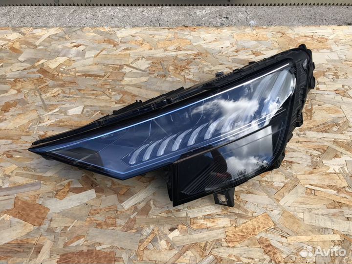Фара левая Audi Q8 Full LED Matrix