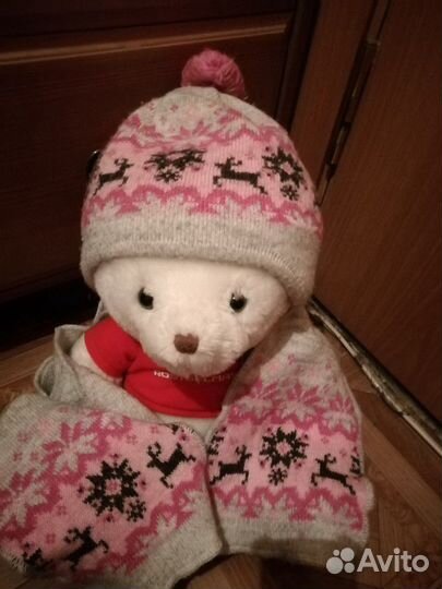 Продам шапки детские