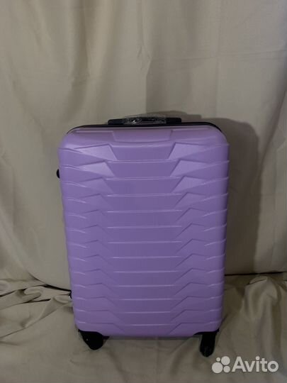 Чемодан на колесах