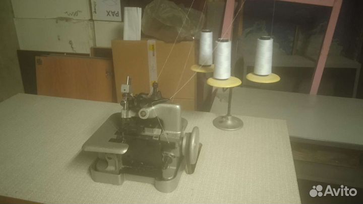 Оверлок для швейного производства