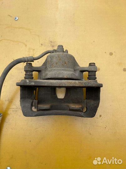 Суппорт передний левый Hyundai Solaris 2010-2017